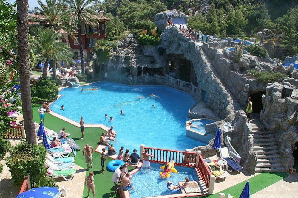 Grand Aquarium Apart إتْشميلير المظهر الخارجي الصورة